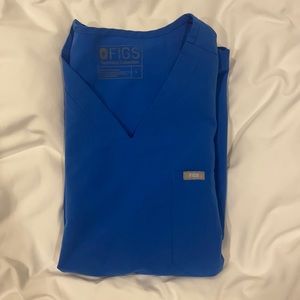 Figs Three-Pocket Scrub Top